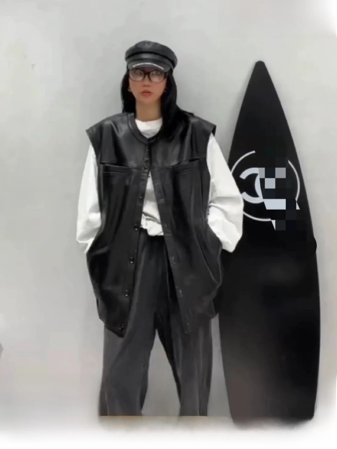 

Ele Ретро кожаный жилет из овчины Jaet, женское повседневное длинное пальто без рукавов, круглое Ne с одной пуговицей