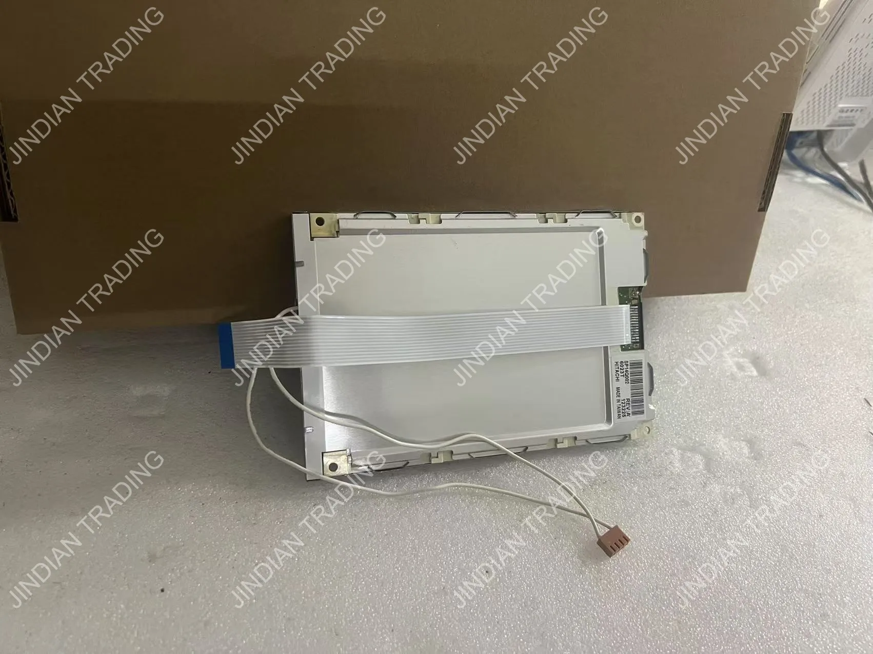

Для HITACHI оригинальный 5,7-дюймовый ЖК-дисплей SP14Q002 320*240 100% тест
