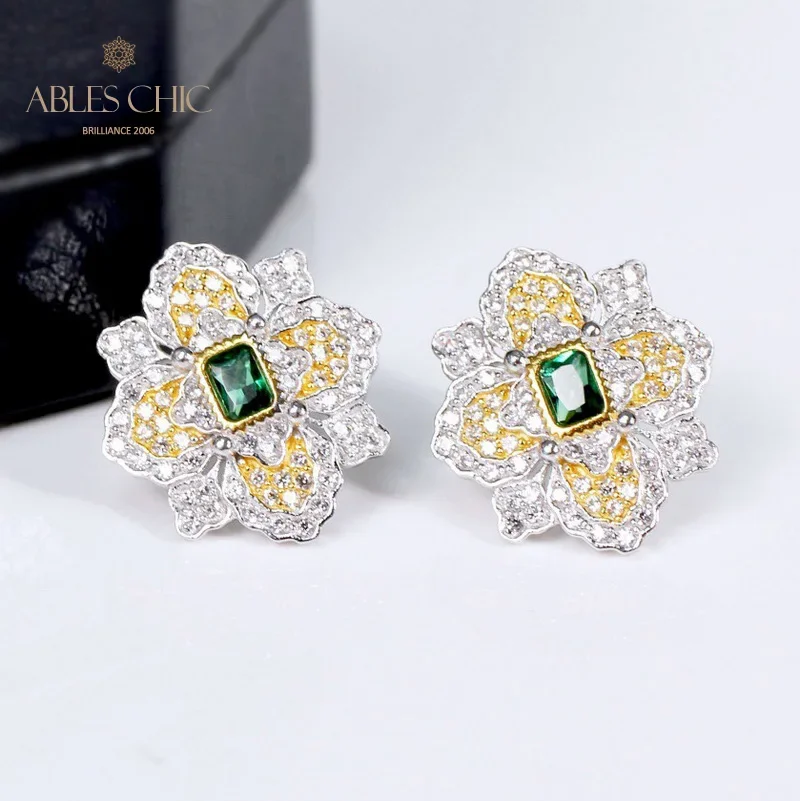 

18K Gold Two Tone Solitaire Emerald CZ Earrings 925 Sterling Silver Clover Blossom Stud Earring Renaissance Jewelry C11E4S25150