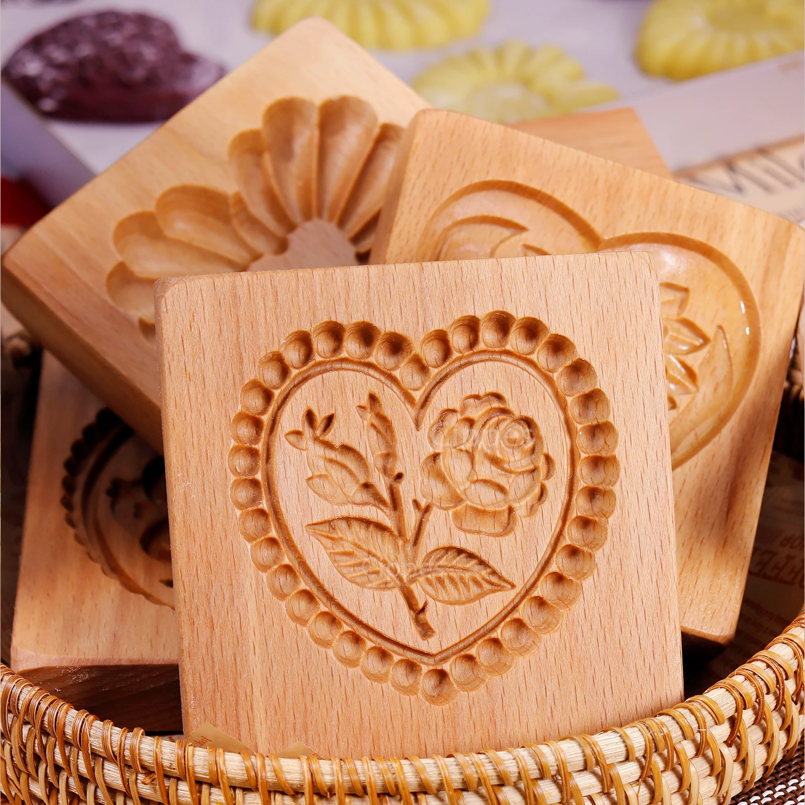 1PC Wood Cookie Molds with Heart & Flower Patterns, 3D DIY Carved Embossed Cookie Cutter Moulds for Baking, Fondant Cake Biscuit