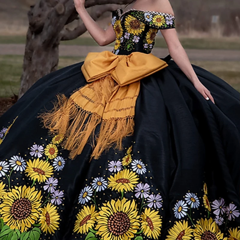 Sonnenblume Stickerei Prinzessin Quince anera Kleider von der Schulter schwarz mexikanischen Charro Prom süß 16 Kleider Vestidos de 15 Años