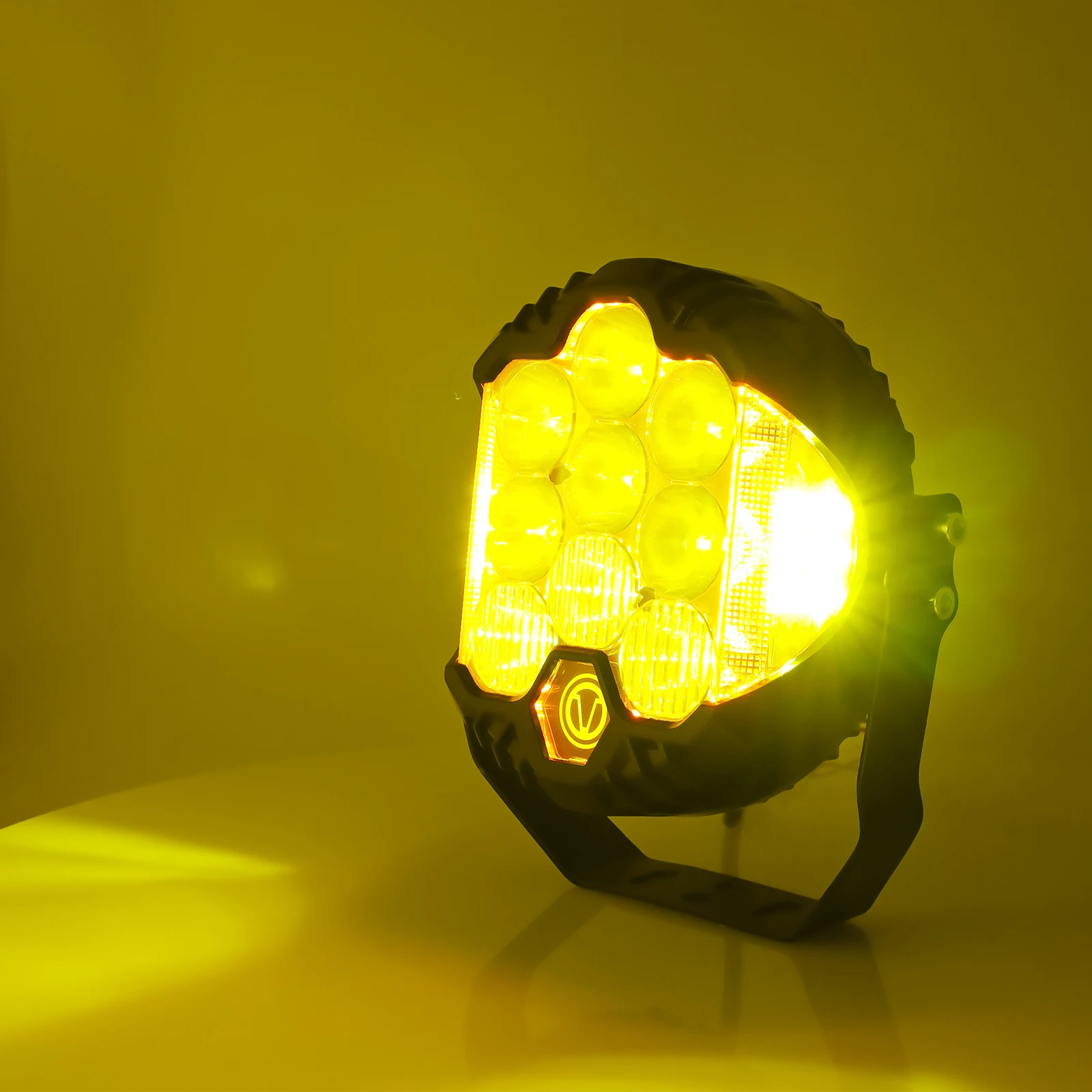 ジープラングラー用LEDワークライト,ヘッドライト,スポットライト,オフロード走行用ランプ,サイドシューター,カーアクセサリー,7インチ,90W