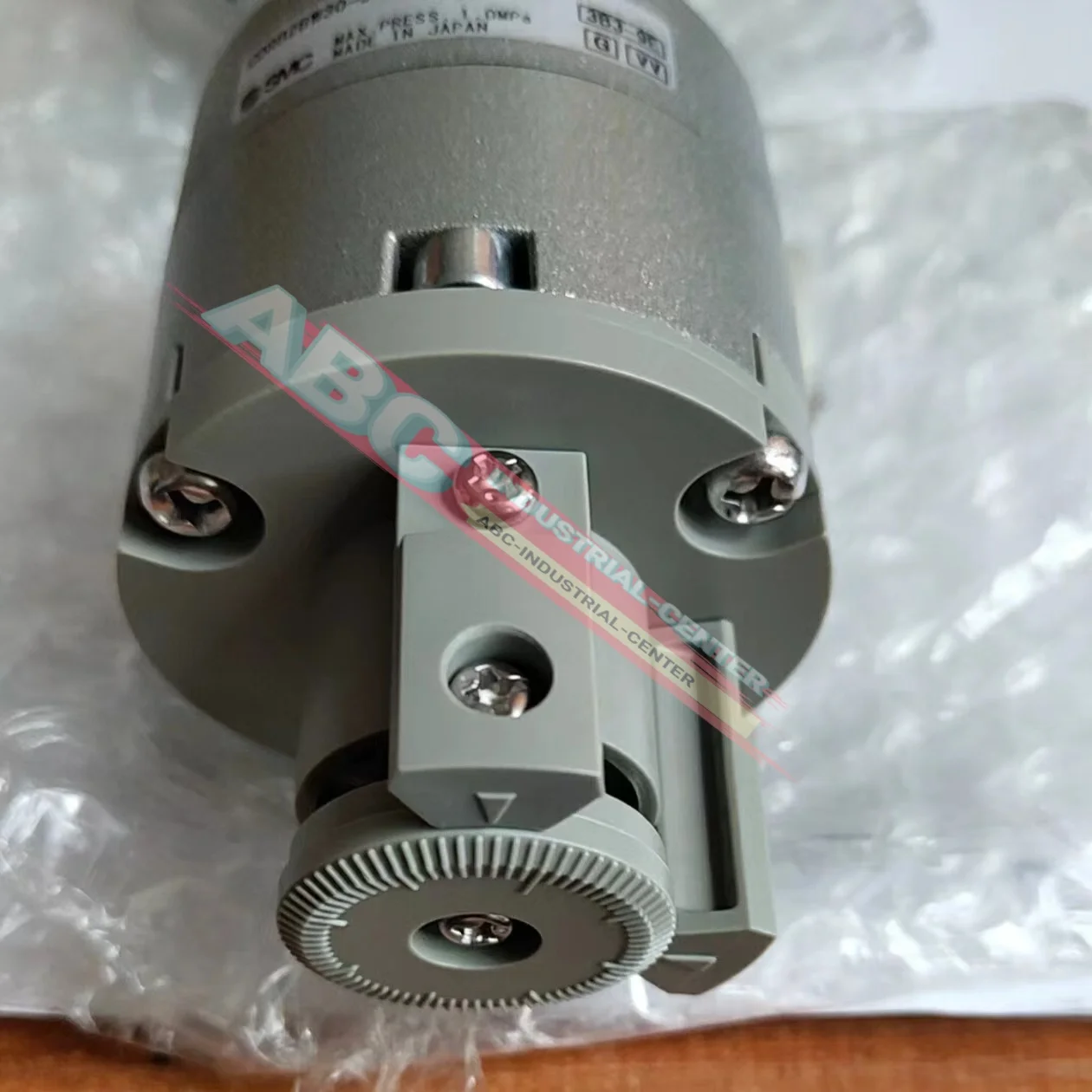 

CRB2BW40-180SZ CRBU2W20-180SZ вращающийся цилиндр новый в коробке