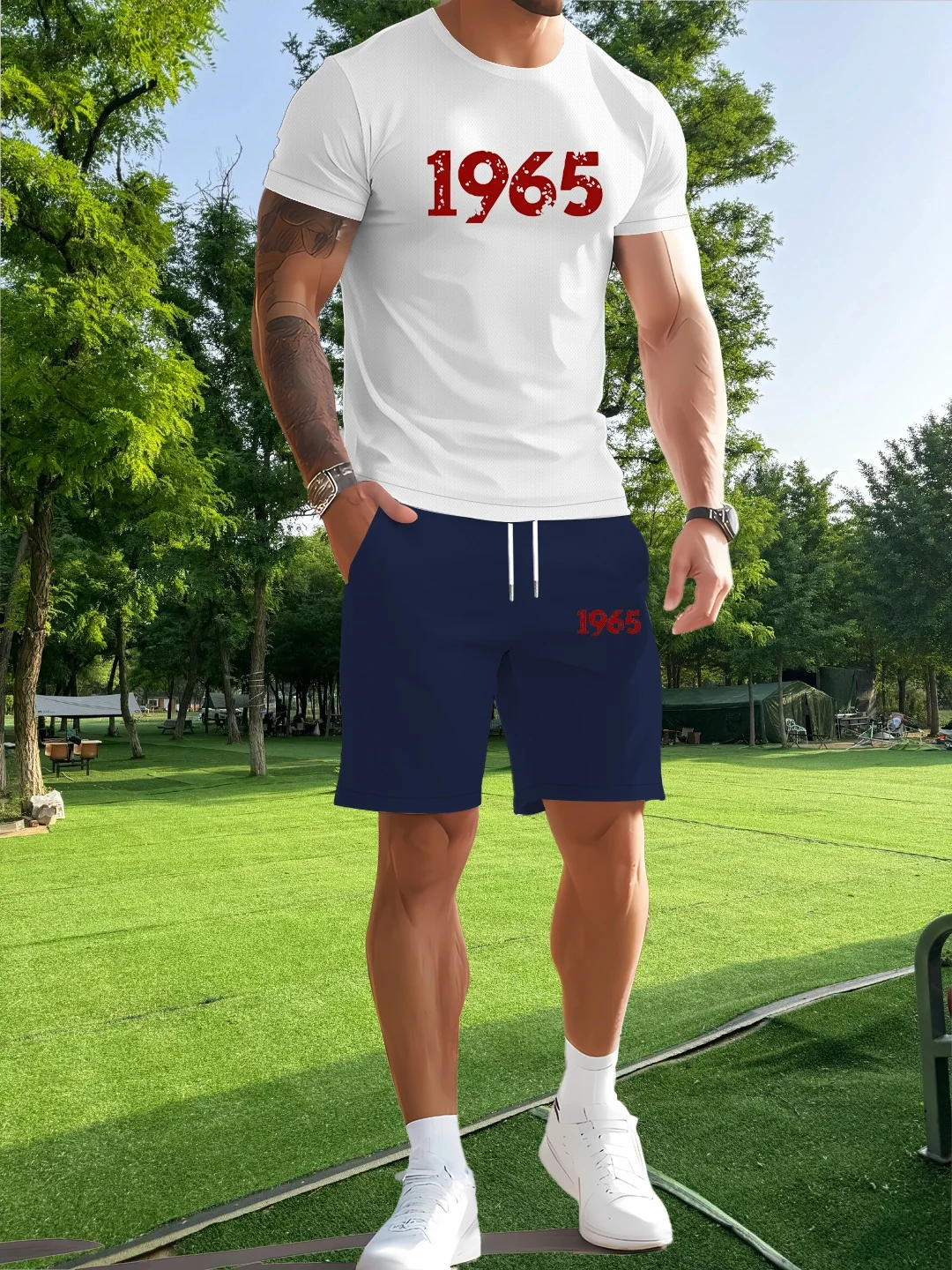 

2-piece men's casual set, men's round neck short sleeved T-shirt and drawstring pocket shorts, suitable for summer sports