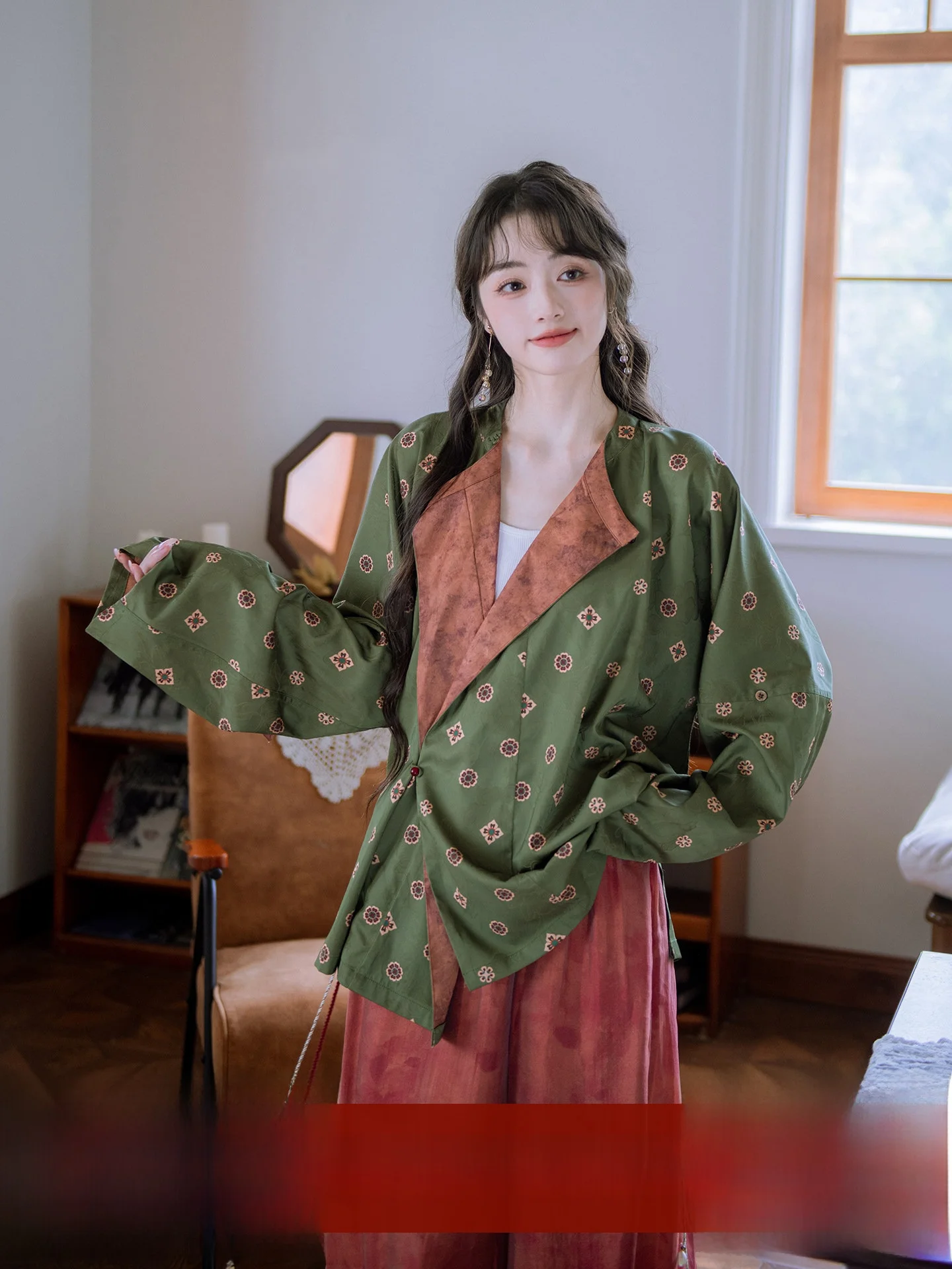 

Пальто свободного кроя с двусторонним принтом и круглым вырезом, универсальная верхняя одежда в стиле Ханьфу, серия South Wind Valley【Wind Splendor Record】