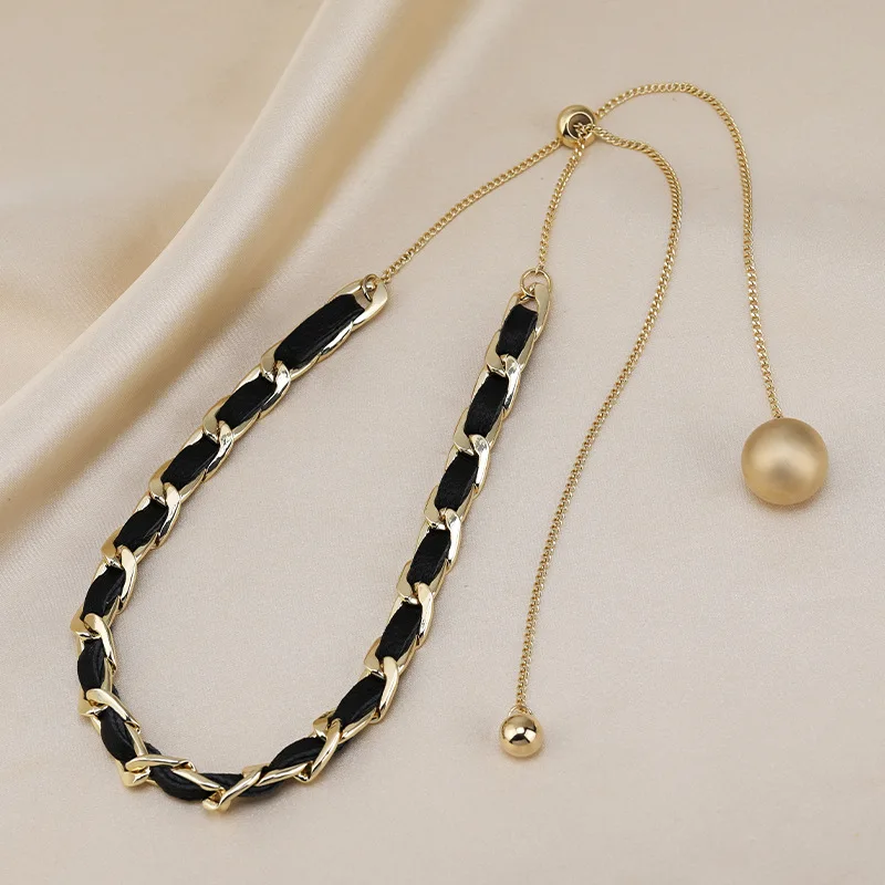 

New retro pearl black hand-woven chain short necklace, feminine KTV collarbone chain, and romantic belt