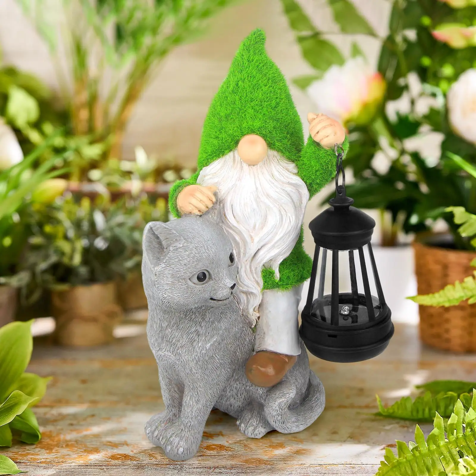 Garden cat gnomes decorate the yard with solar lights, and Jurassic figurines decorate the yard yard lawn porch with hand basins