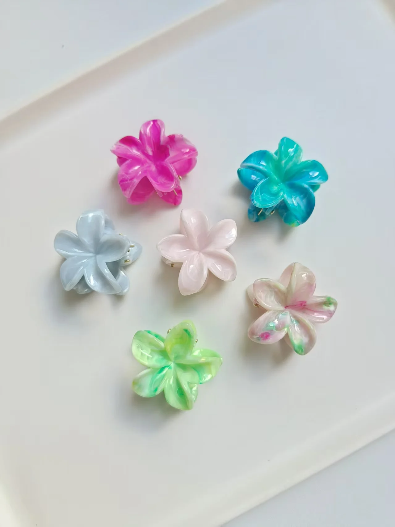 6 قطع من مخالب الشعر الصغيرة على شكل زهرة البيض الملونة للنساء والفتيات وإكسسوارات الشعر للحفلات