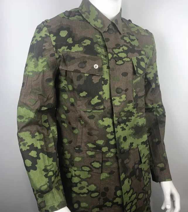 O terno masculino uniforme verde com folhas de carvalho primavera inclui calças jaqueta