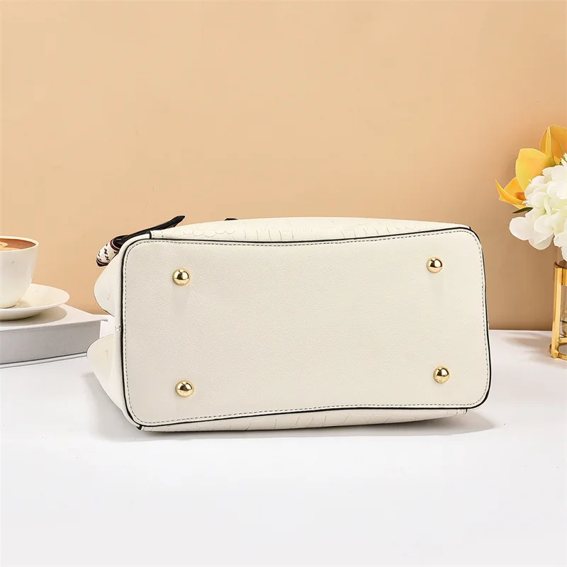 Large Capacity Handbag For Women, Simple And Atmospheric, Versatile One Shoulder Crossbody Tote Bag, Practical Commuting