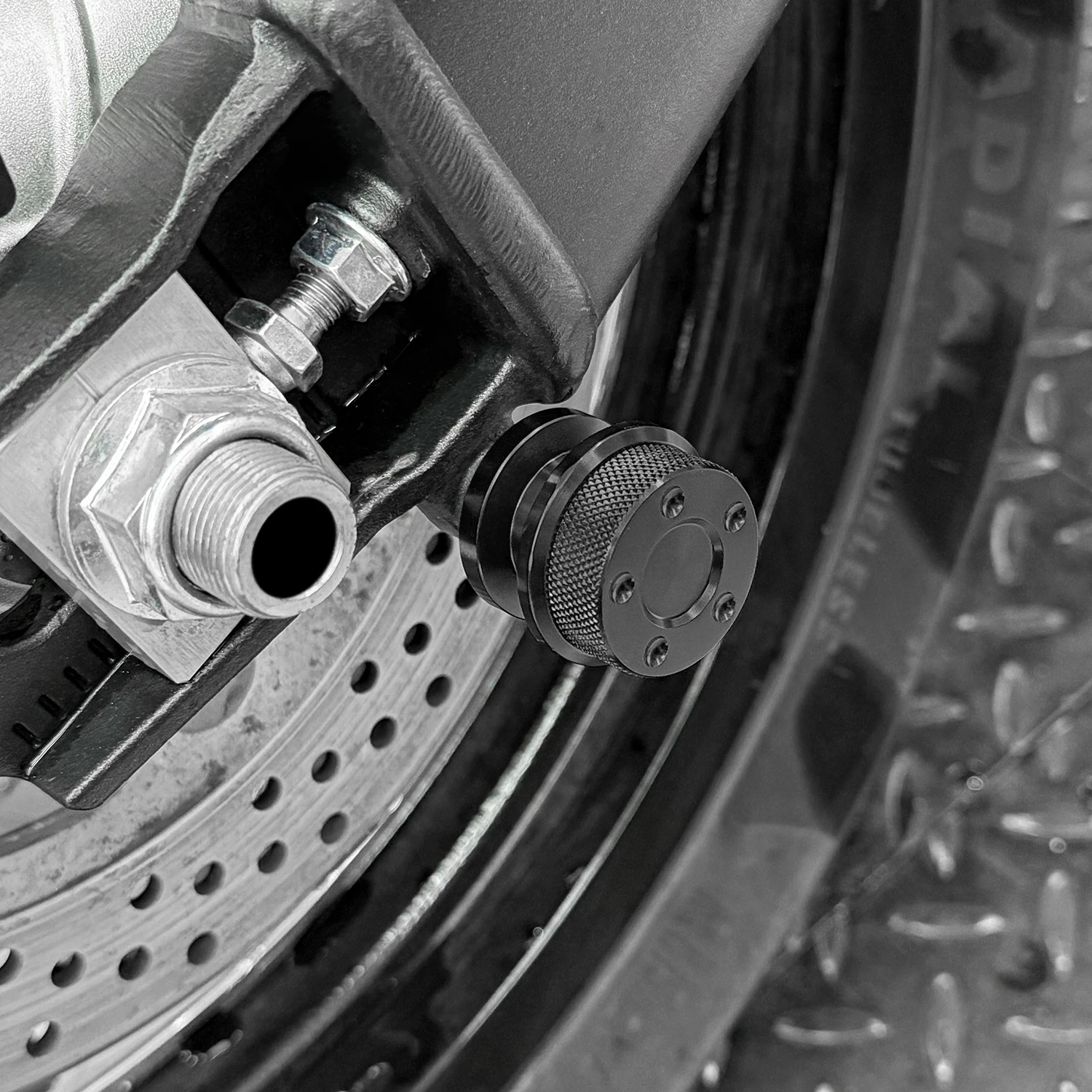 Motorcycle Rear Stand Screws CNC M8 Swingarm Spools Slider Protector For M1000XR M1000RR 22-25 S1000R S1000RR HP4 S1000XR 15-25