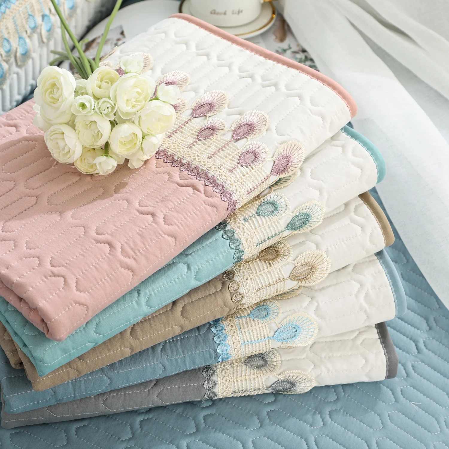 1pc Capa de Sofá Luxuosa com B - Embroidery Quilt Cover avaliação e preço