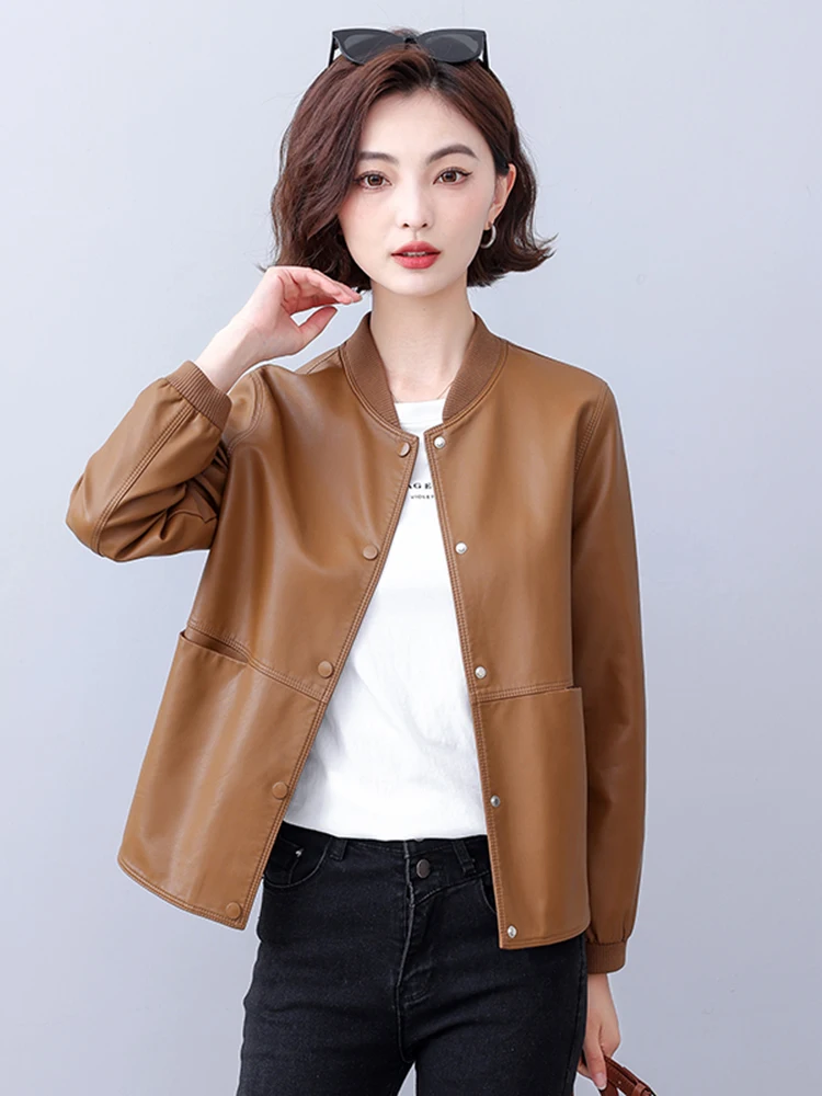   معطف نسائي من جلد الحملان من نينغ، سترة راكبي الدراجات النارية، معطف أسود ربيعي 2025، تصميم أنيق ضيق بأكمام طويلة وياقة عالية