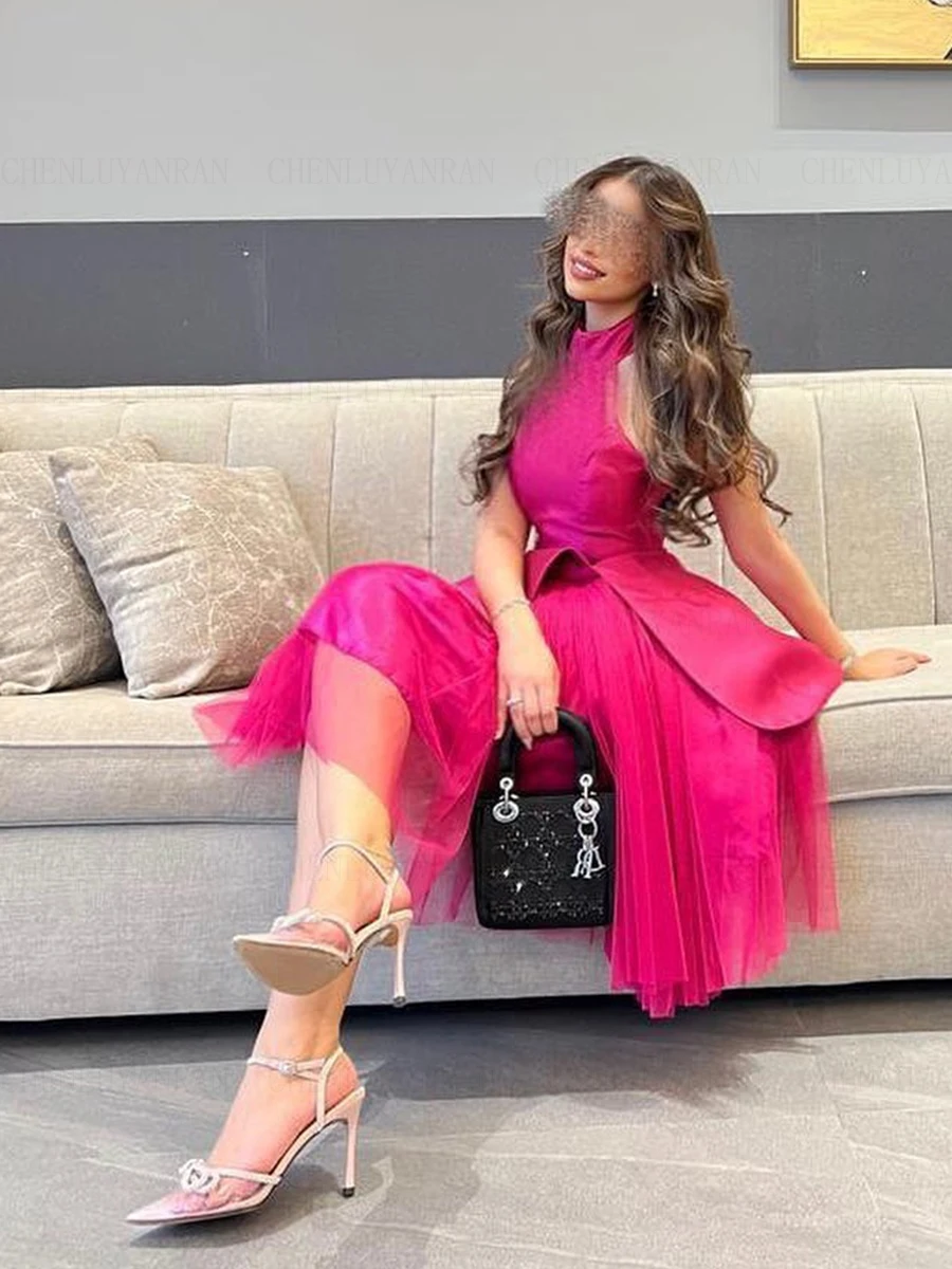 

Hot Pink Short Cocktail Dresses Halter Satin Party Dress For Women 2023 A-Line Knee-Length Sexy Prom Gowns robes de soirée