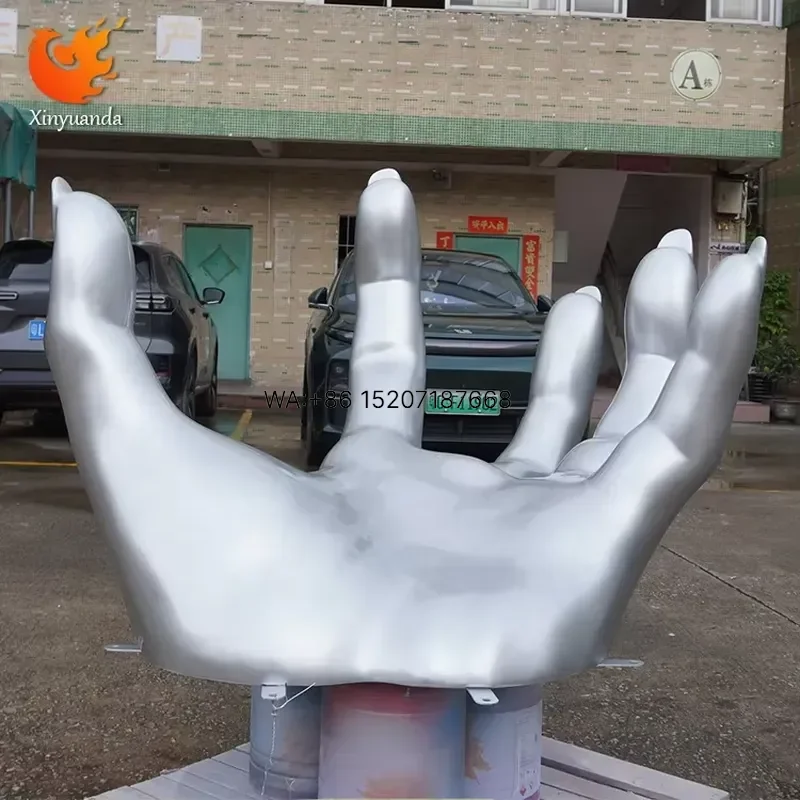 Wmwmnu Custom Fiberglass Painted Hand Sculpture for Outdoor Park Green Space Garden Landscape Decoration
