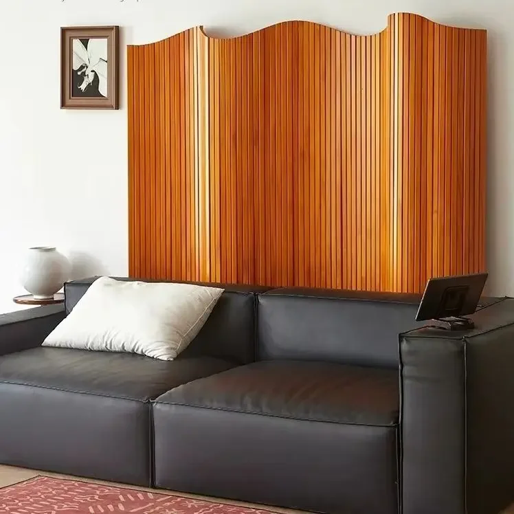Light luxury retro screen, solid wood arc S-shaped privacy shading surface designer, photography soft screen