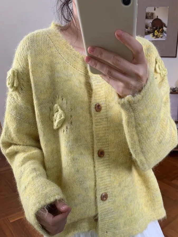 Suéter de Punto Versátil y Suave, Chaqueta de Punto para Otoño e Invierno, E, con Flores 3D en los Hombros, de Alta Ca...