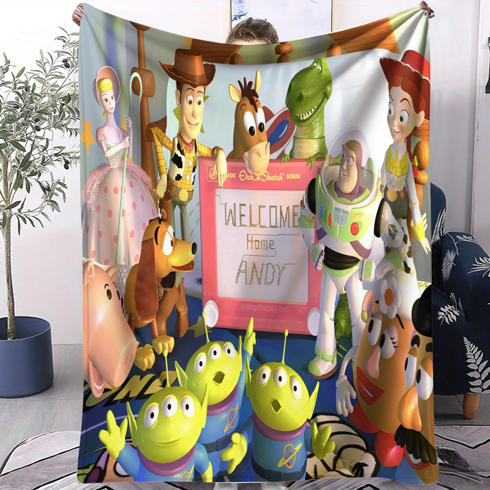 

Мягкое и удобное одеяло-плед «Друзья из Истории игрушек» для всех сезонов: для кровати, спальни, общежития, дивана, офиса, автомобиля, обеденного перерыва, кемпинга, сна. Прекрасный подарок.