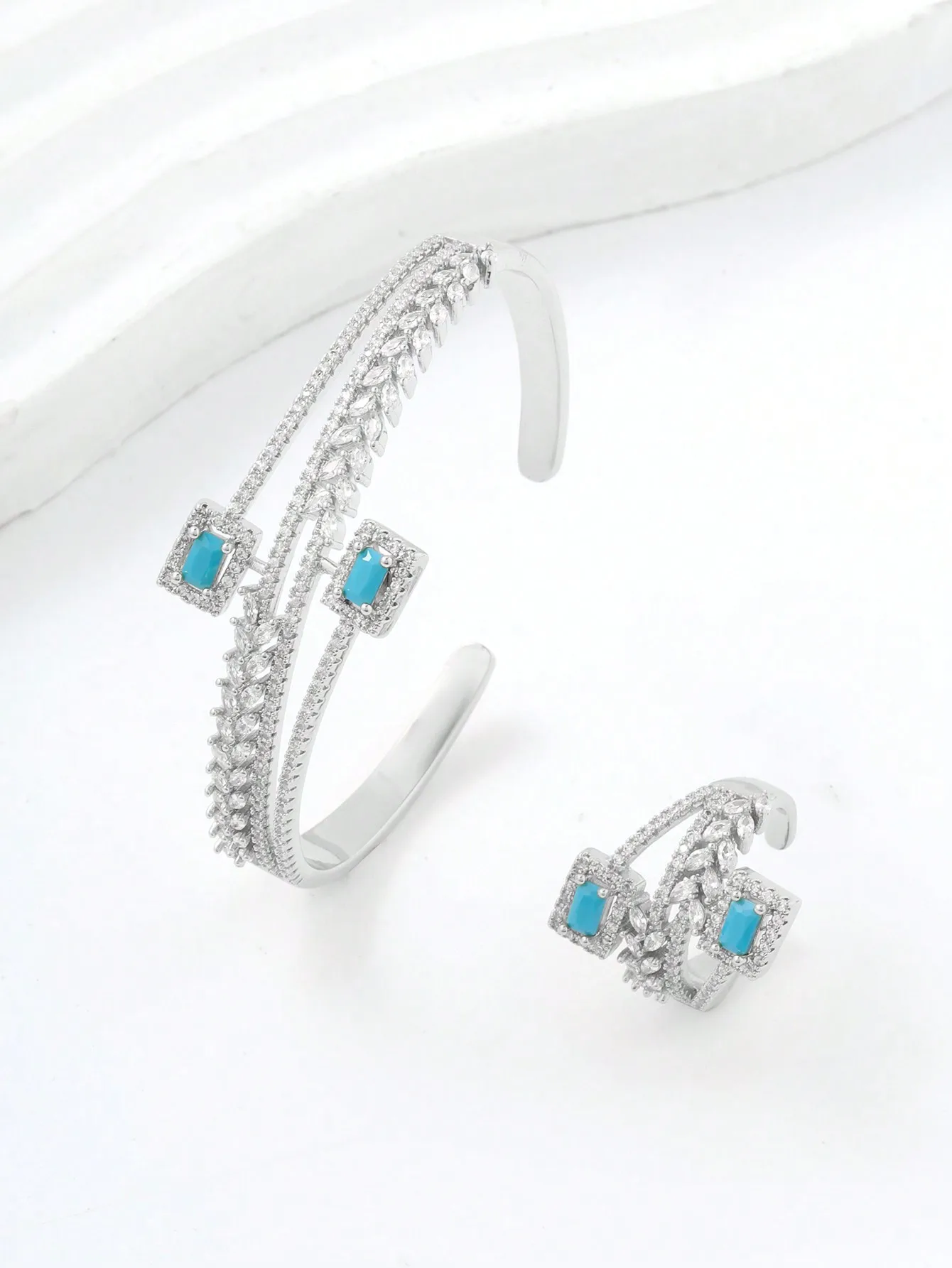 A European and American fashion light luxury Lansong real gold plated open bracelet ring set