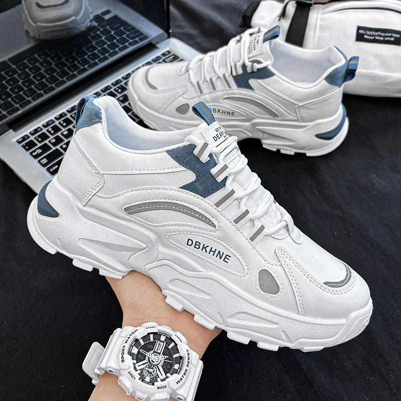 2024 New Fashion Men's Casual Versatile Board Shoes Elevated Breathable Sports Shoes Couple's Little White Shoes sneakers