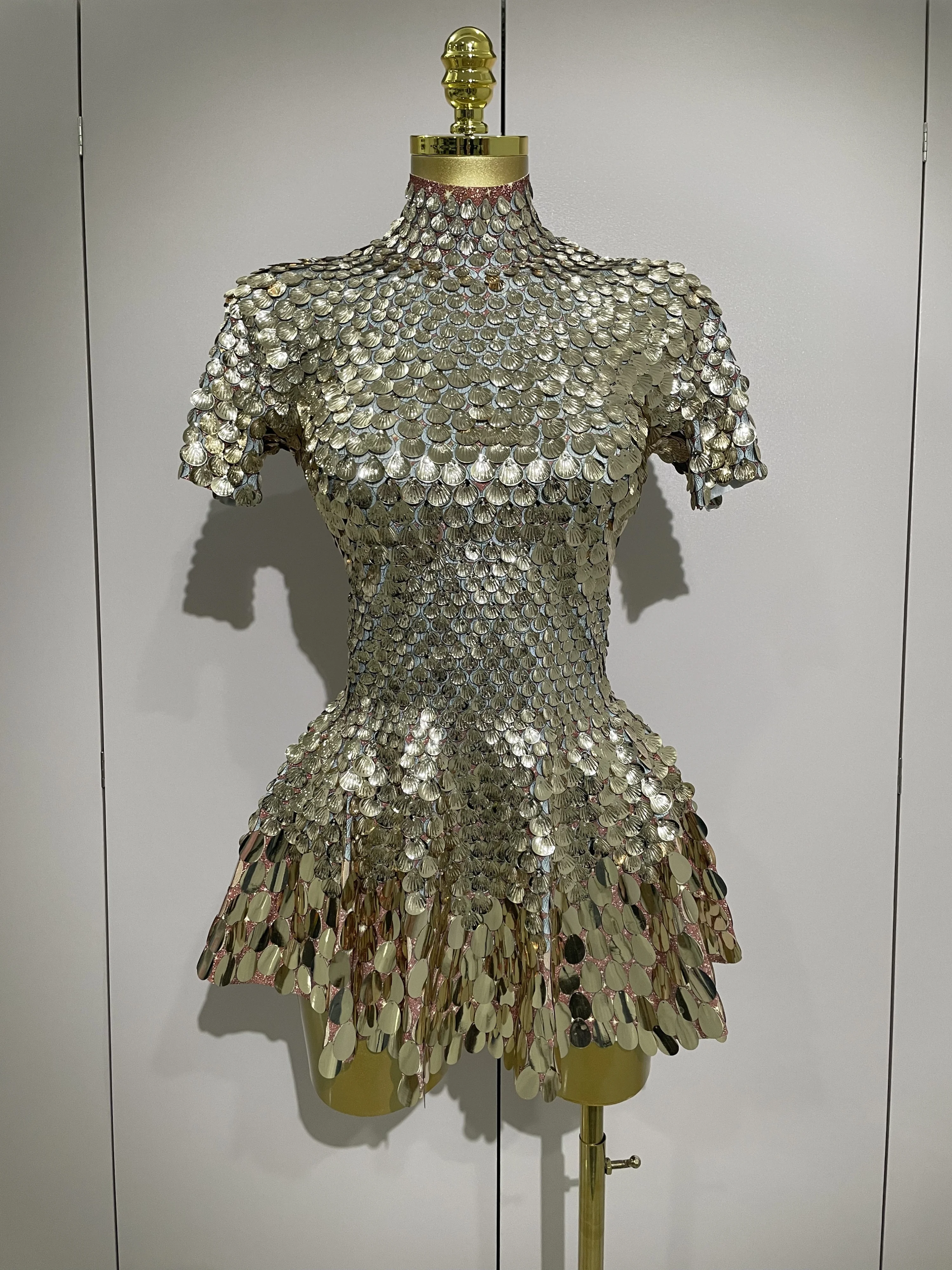 

Luxury High Quality Shiny Shell Sequins Bodysuit Dress Women Sexy Nightclub Dance Performance Clothing Birthday party Dresses