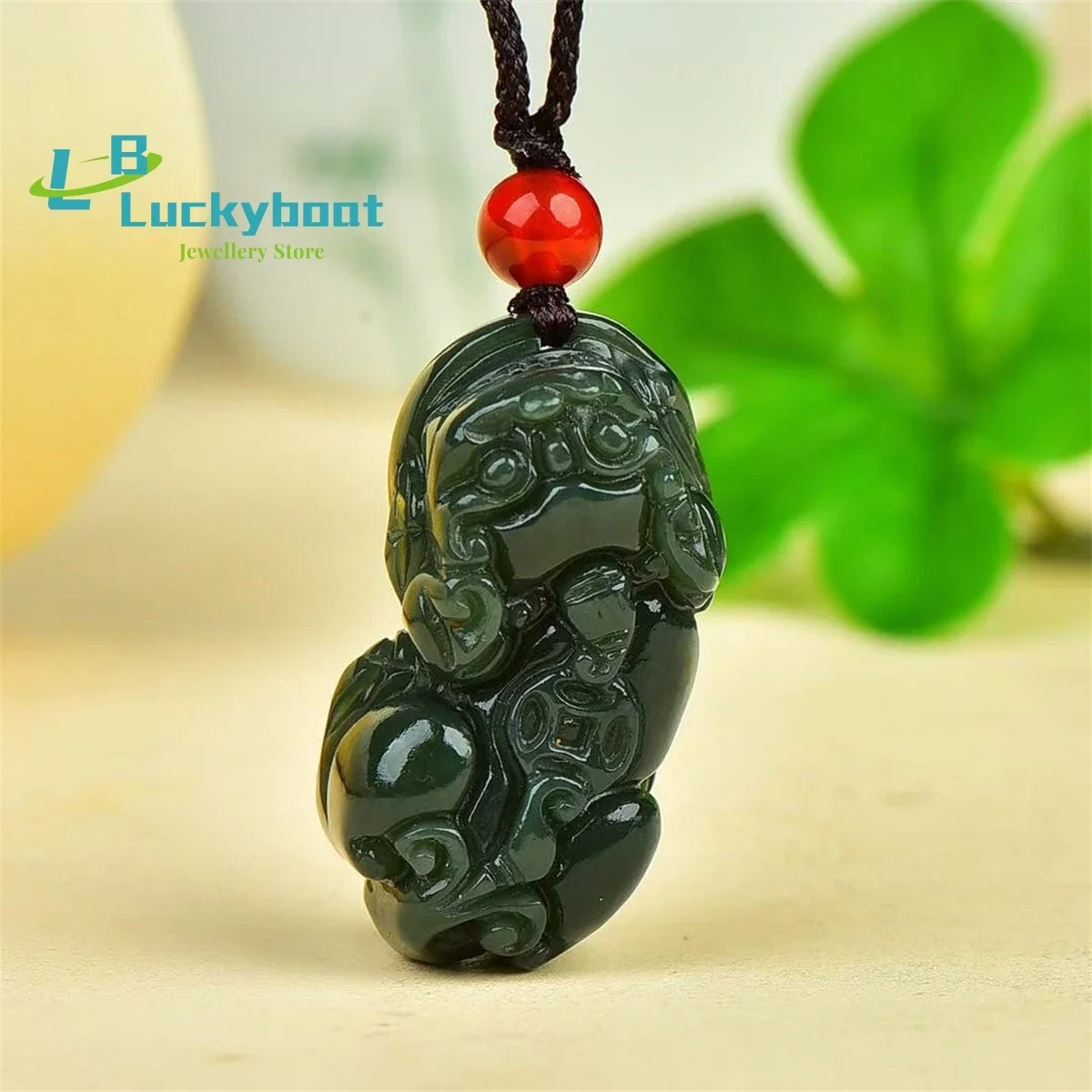 

Natural Hetian Qingyu Pixiu Pendant Simple and Elegant Personality Exquisite Fashion Versatile for Men and Women