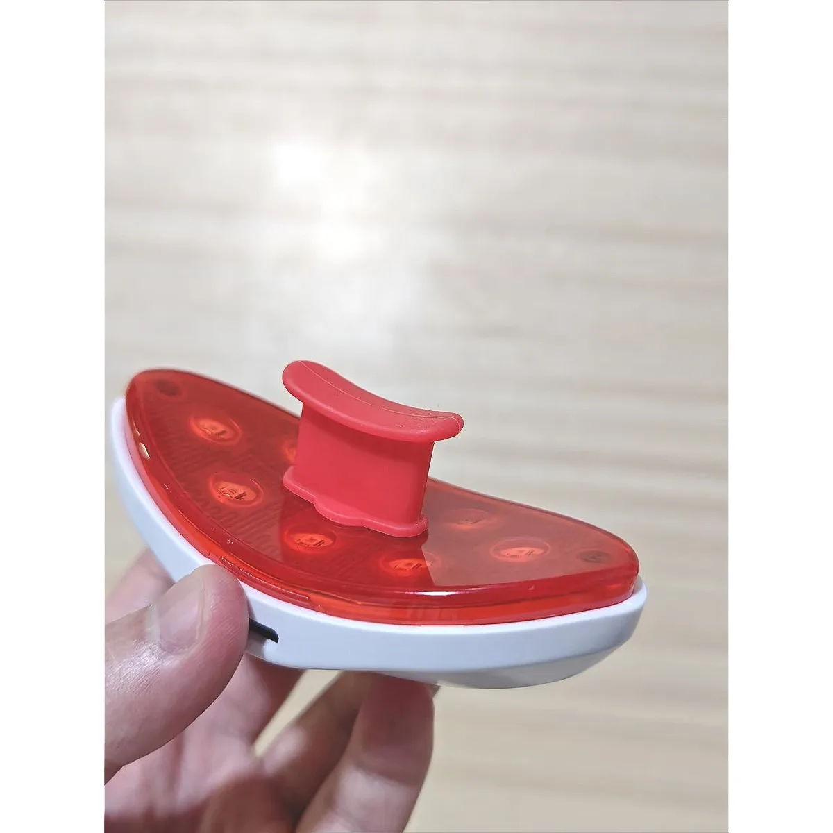 

Портативный светодиодный инструмент для лица, пустышка для губ для взрослых + маска для глаз, средство для удаления морщин с красным светом, устройство для ухода за кожей для путешествий