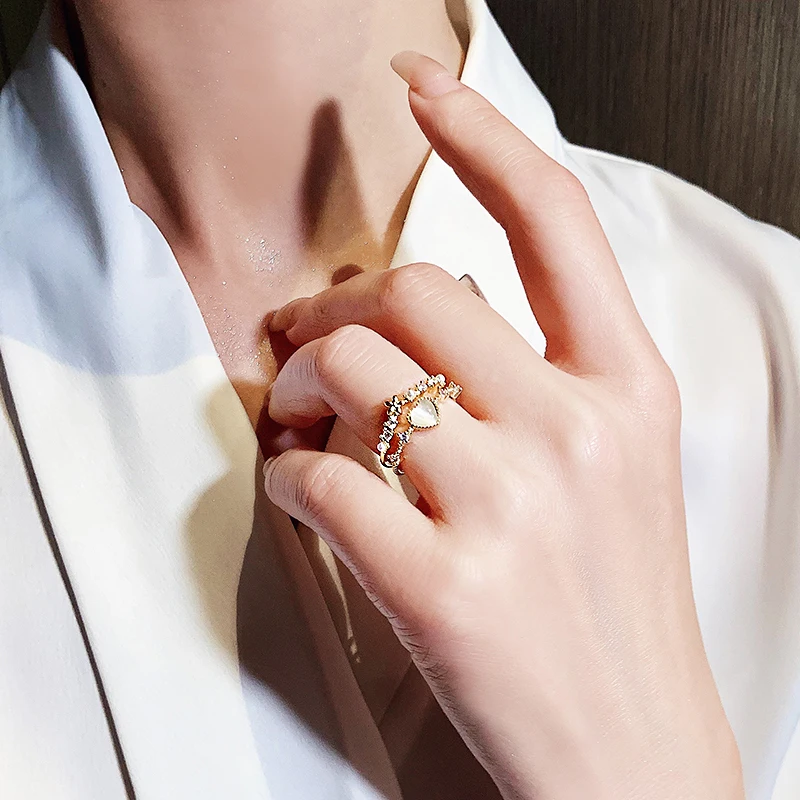 Nueva joyería de moda coreana, anillo de cristal de doble amor simple chapado en oro de 14K, accesorios elegantes para anillo de apertura diaria para mujer