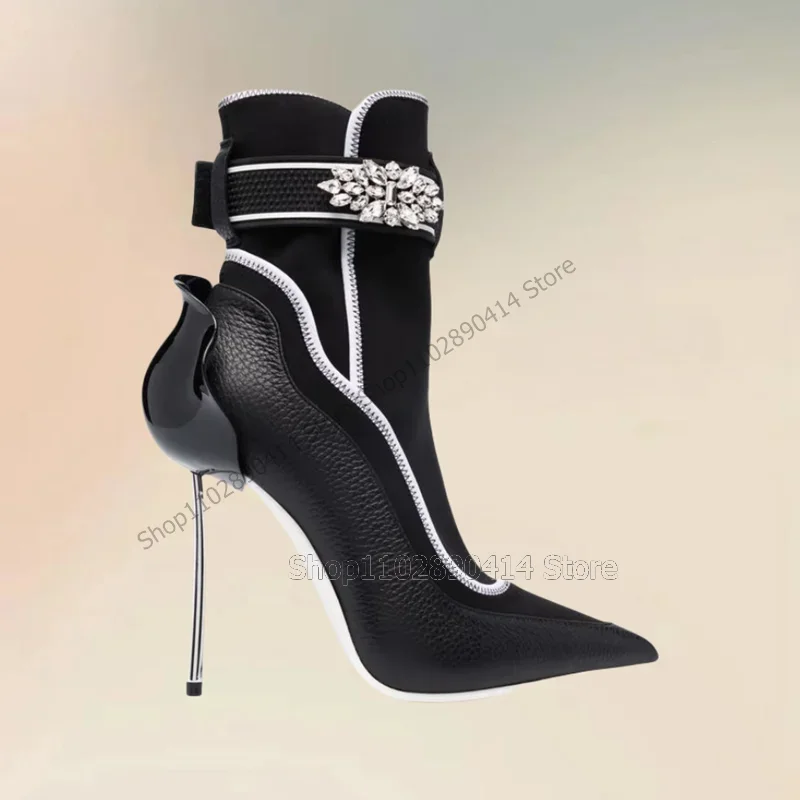 

Black Crystal Flower Lychee Print Metal Heel Ankle Boots Side Zipper Women Shoes Pointy Toe New Fashion 2023 Zapatos Para Mujere