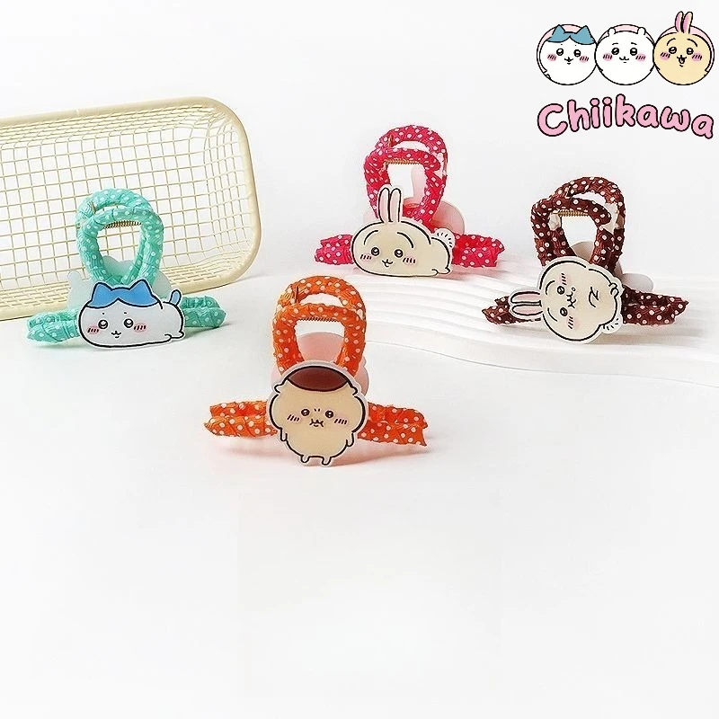 

Chiikawa Original Cartoon Clip Hachiware Usagi Polka Dot Wrap Around Back Head Cute and Cute Hair Accessory Versatile Gift