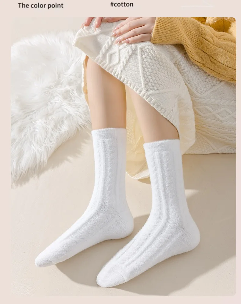 Neue Kühle Frauen Schwarz Weiß Baumwolle Dicke Socke Solide Herbst Winter Warme Dame Weibliche Mittleren Rohr Boden Socken Für Frauen – Detail 18