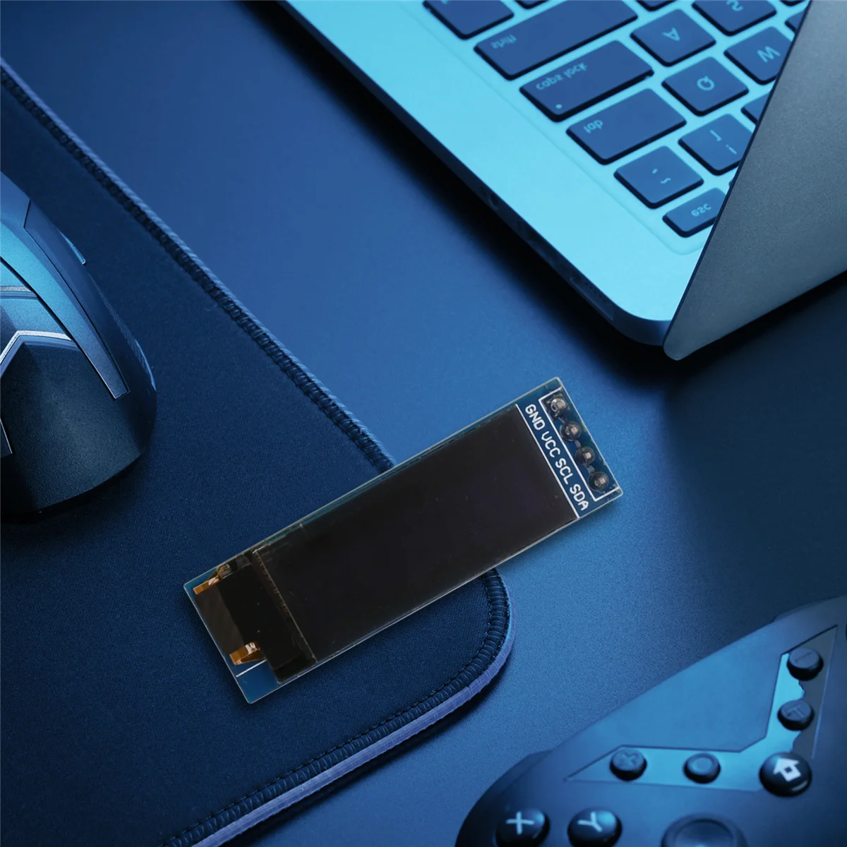 โมดูลแสดงผล OLED SSD1306 ที่มีประสิทธิภาพ ไดรเวอร์หน้าจอ OLED DC 3.3V, แบบอักษรสีน้ําเงิน