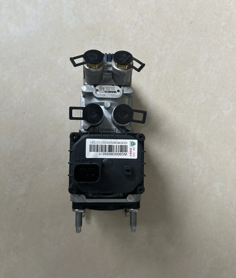 WG9000360550 Sitrak…