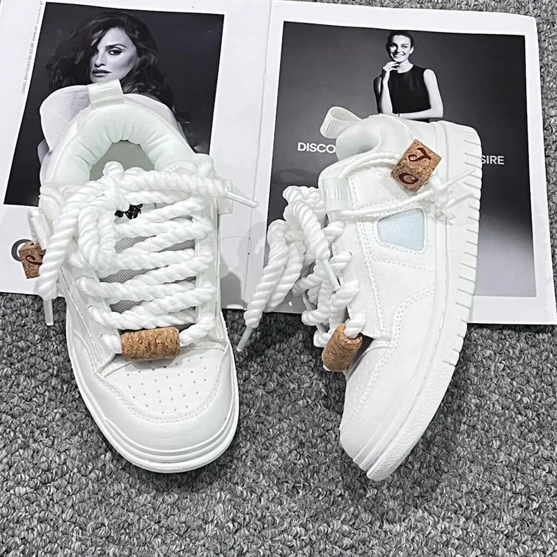Men's Casual Shoes, Retro White Sneakers, Stylish White Thick-Soled Loafers, Large Size Shoes, Men's Breathable High-End Casual Sneakers