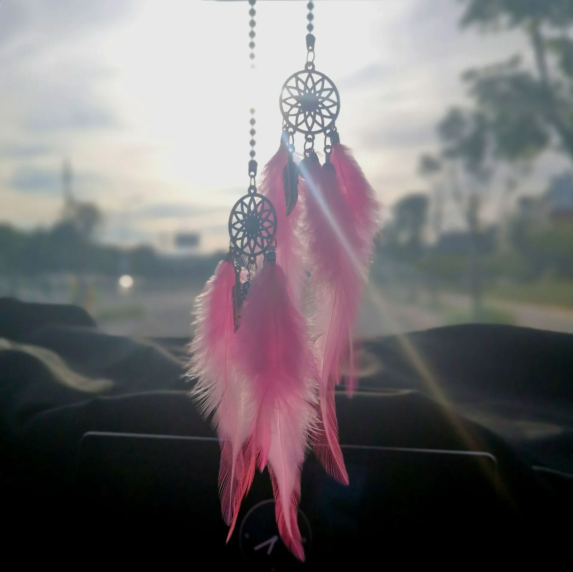 Dream Catcher Car Pendant for Girls Feather Mirror Hanging Pendant Home Decor Lucky Car Ornament Girls Car Interior Accessories