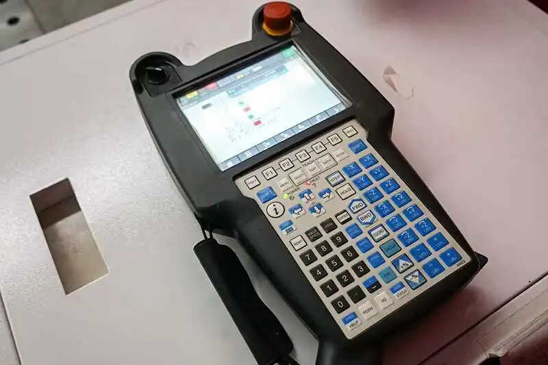 Solda a laser automática de alumínio do braço robótico de 6 eixos Hine 1Kw