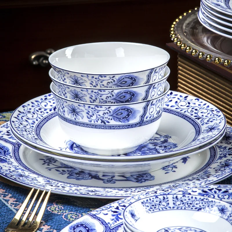 60 pieces of Chinese blue and white glazed bone china tableware set, Jingdezhen ceramic bowls, plates, and dishes set