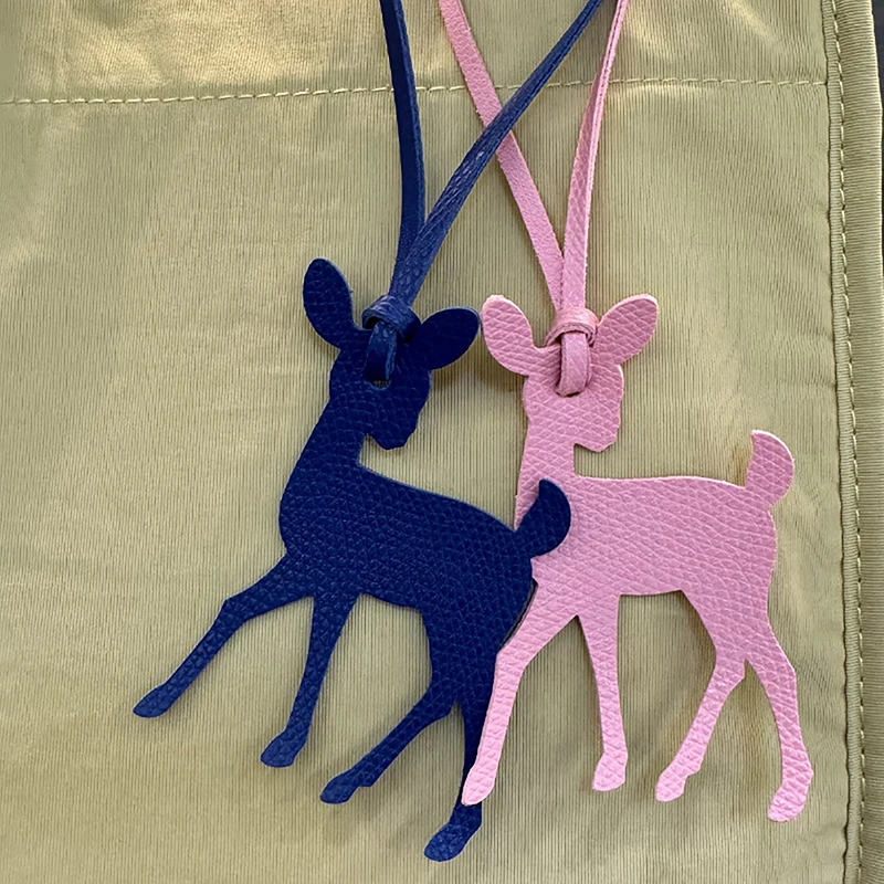 Fashion Agile Deer PU Leather Keychain Charms Bag Pendant Jewelry Women Car Key Holder Christmas Tree Hangings Accessories