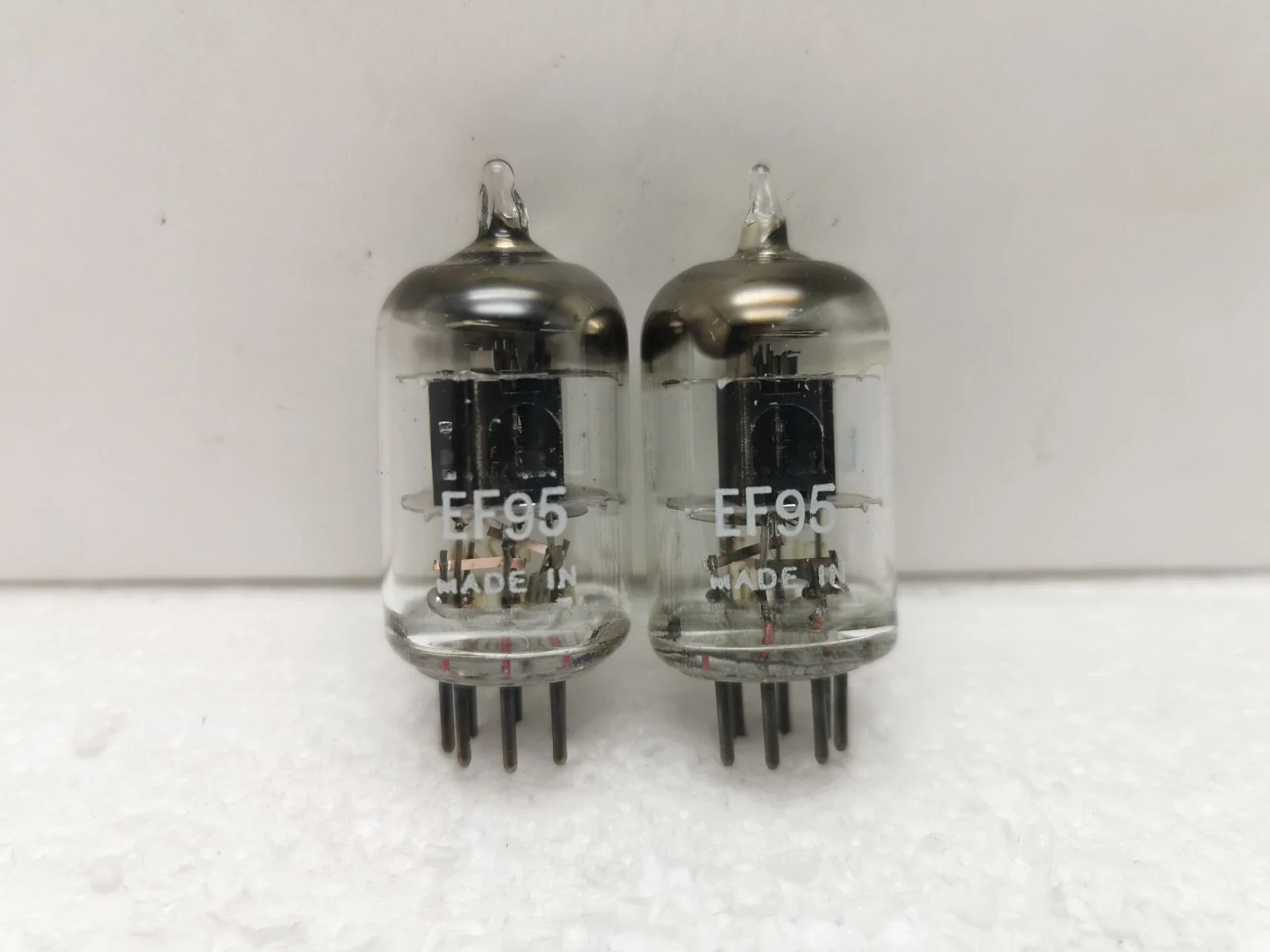 UK EF95/CV4010/6AK5/403A/6J1/5654/403B electronic tube