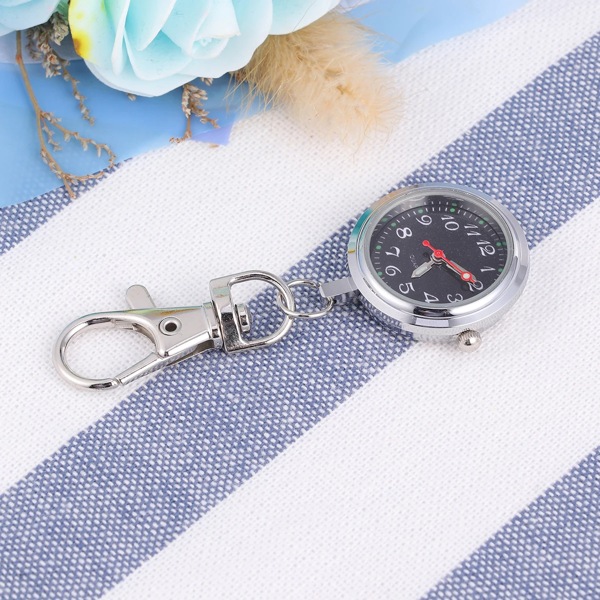 

Big Round Dial Keychain Pocket Watch Quartz Watch For Men Women Large Numbers Luminous Hands Easy To Read In Dark Keyring Design