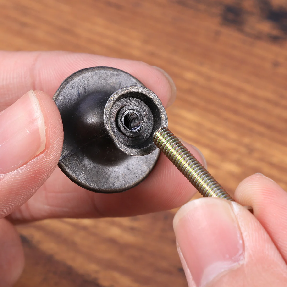 

4Pcs Vintage Drawer Pull Handles Durable Zinc Alloy Classic Look for Furniture Doors Bedroom Bathroom Bronze Cabinet Knob