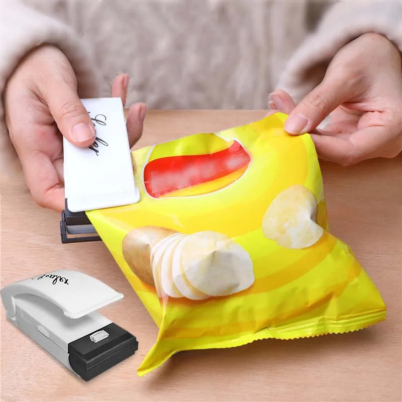 Snack Plastic Bag Sealing Machine Portable Sealing Packaging Potato Chips Sealing Clip Kitchen Accessories Household Gadgets