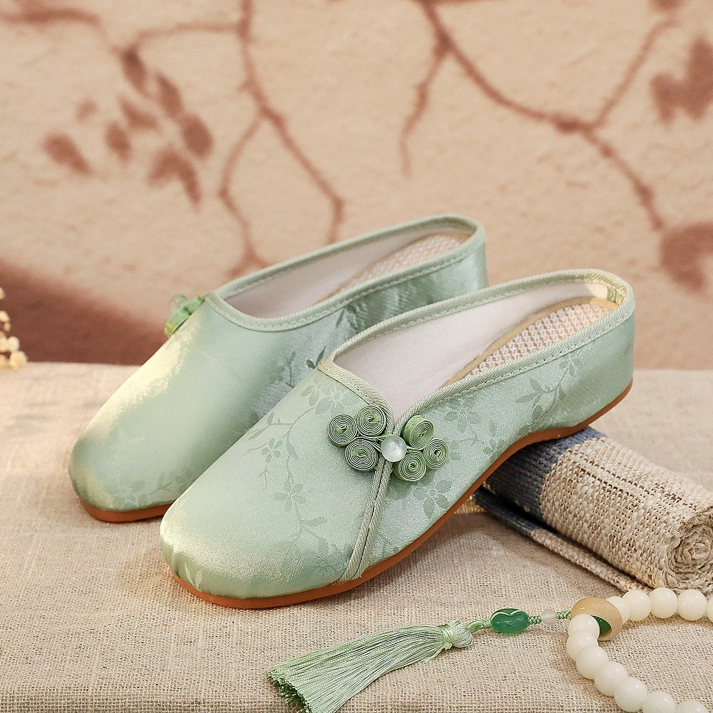 Han-Style Clothing Shoes Women's Spring and Summer Old Beijing Cloth Zen Embroidered Low Heel Ethnic Style Tea Artist Slippers