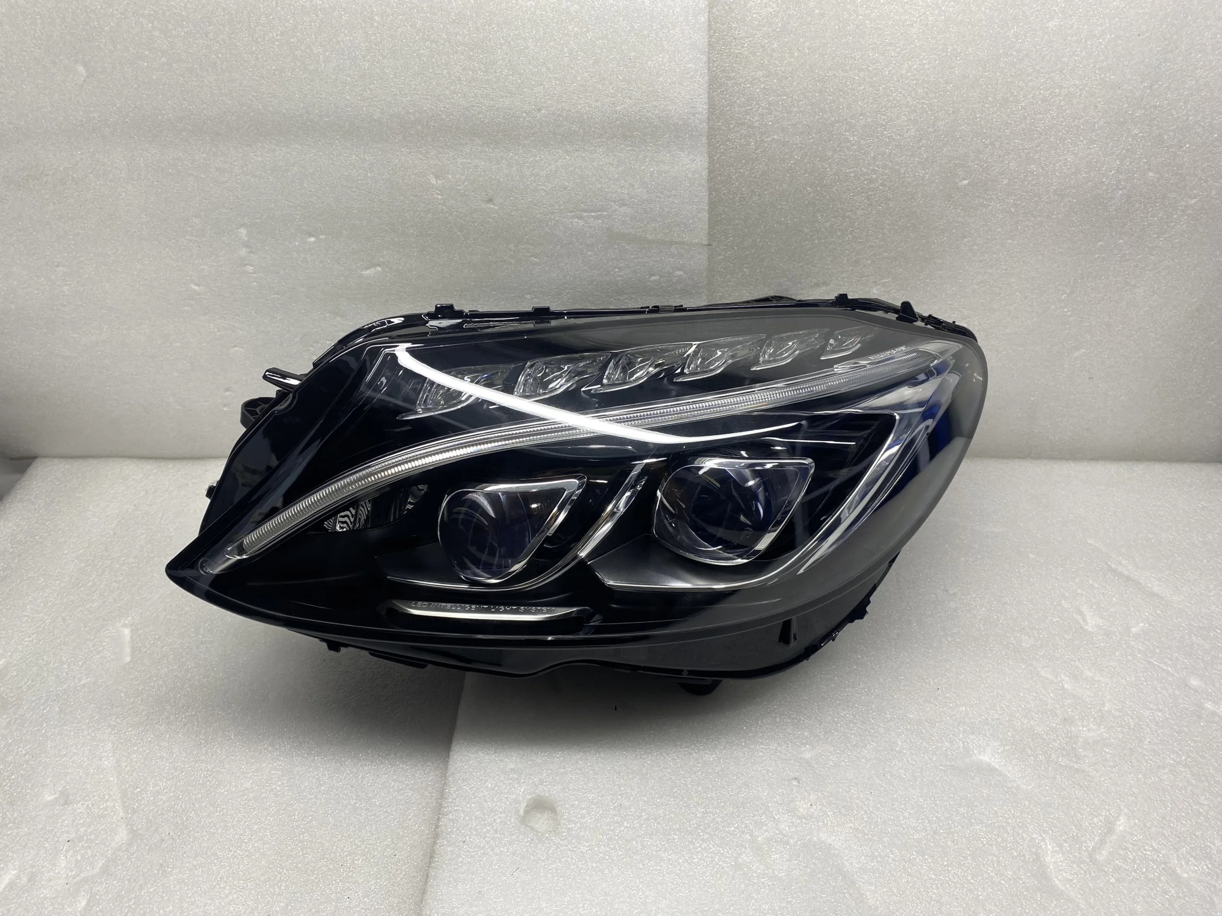 Original high-quality headlights suitable for Mercedes Benz C-Class W205 LED dual lens front lighting headlights