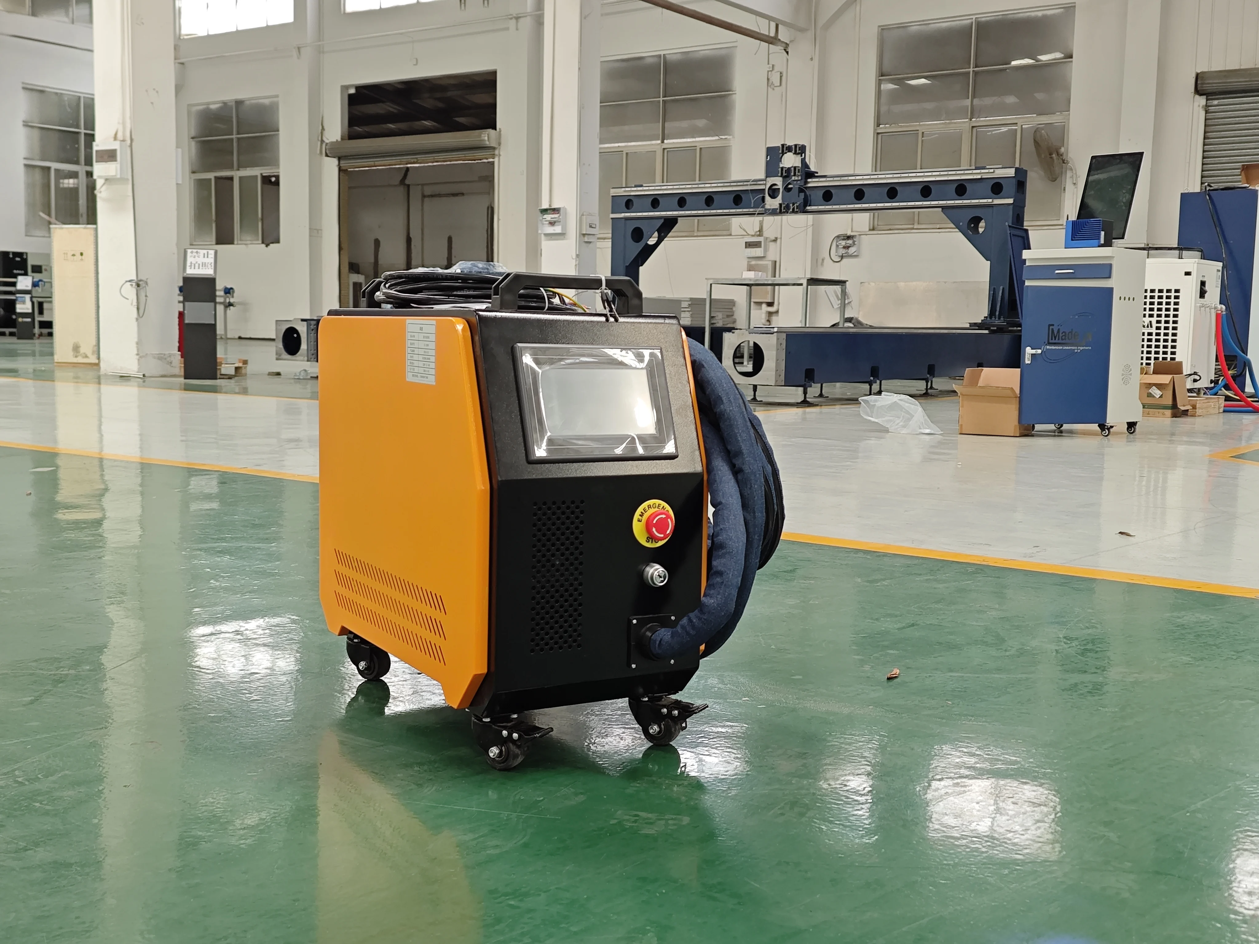 Pulse La ser Cleaning Machine - Superior to Sandblast & Acid Clean Low - Cost Operation