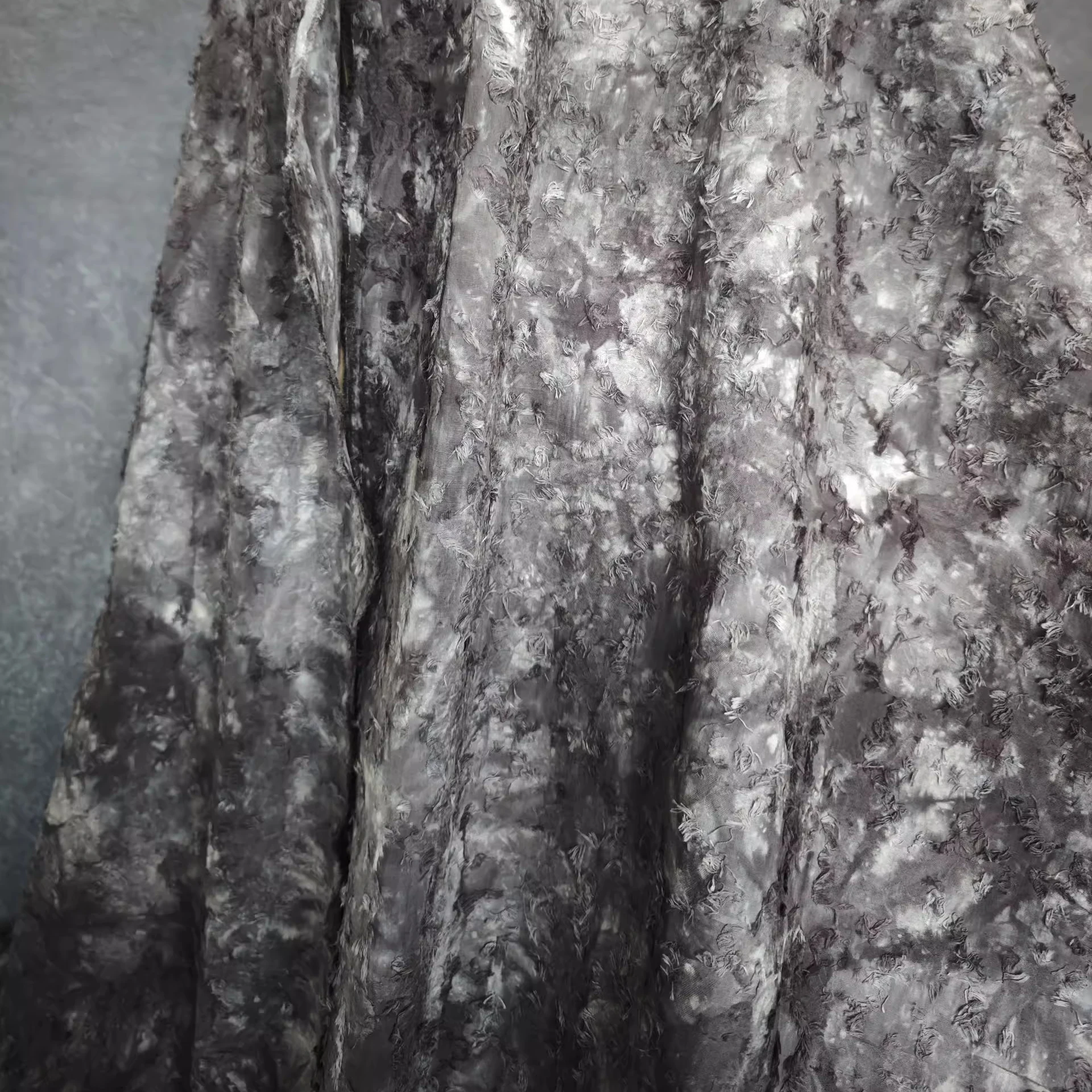 

1yard Creative designer for outerwear and skirt,fashion fabrics for clothing Irregular tie dyeing of cotton and linen fabric