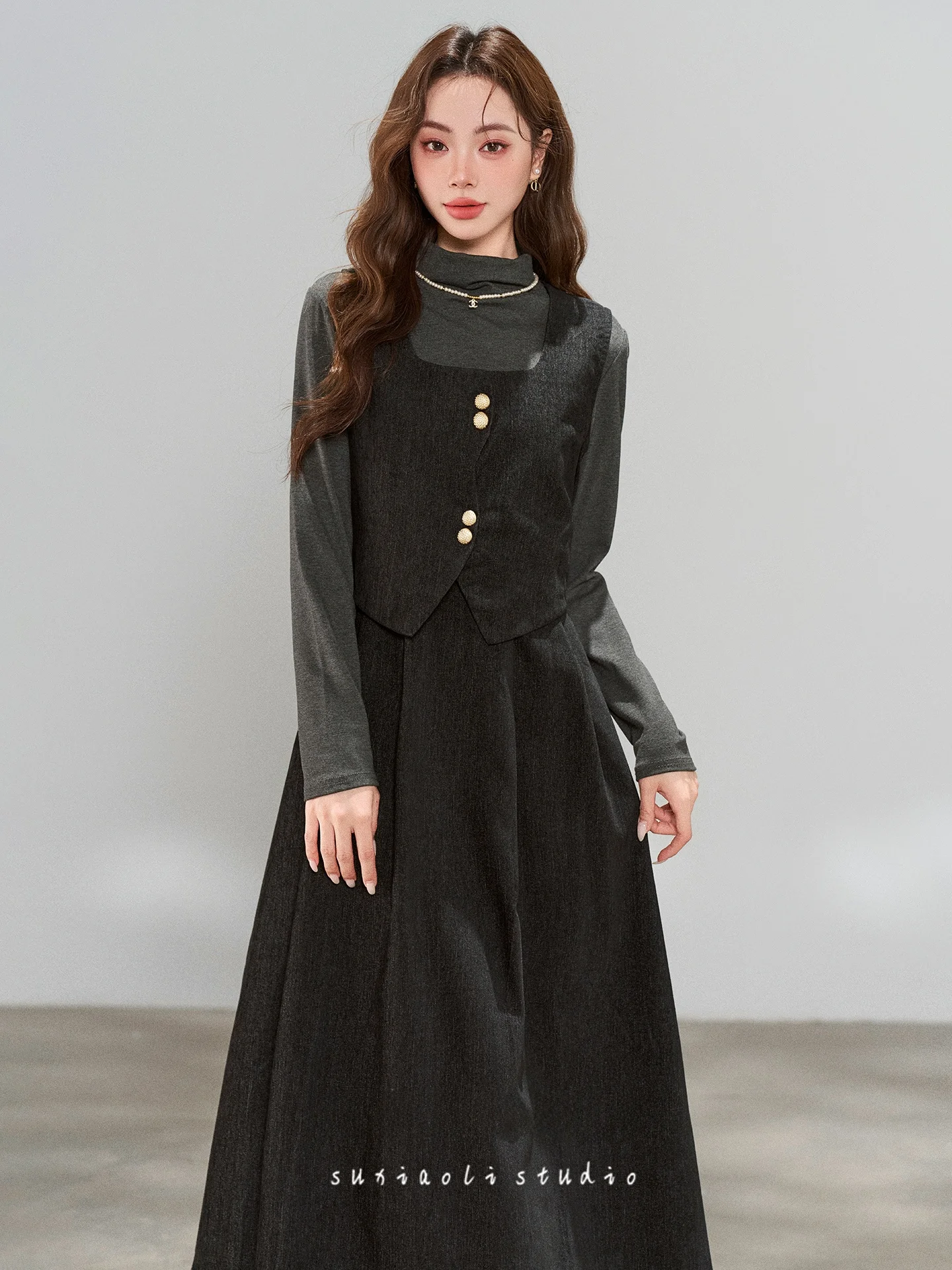 

Осенне-зимний женский модный комплект: топ с высоким воротником, имитация двухслойной одежды, повседневный стиль, свободный крой