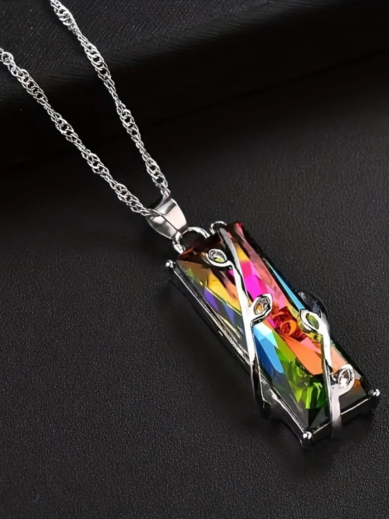 Fashion Rectangle Shaped Branch Detail Exquisite Trendy Pendant Necklace for Women for Gift,  Artificial Gemstone Decor Clavicle Chain Necklace, Trendy All-match Jewelry Accessory, High End Necklace, Single Gem Necklace