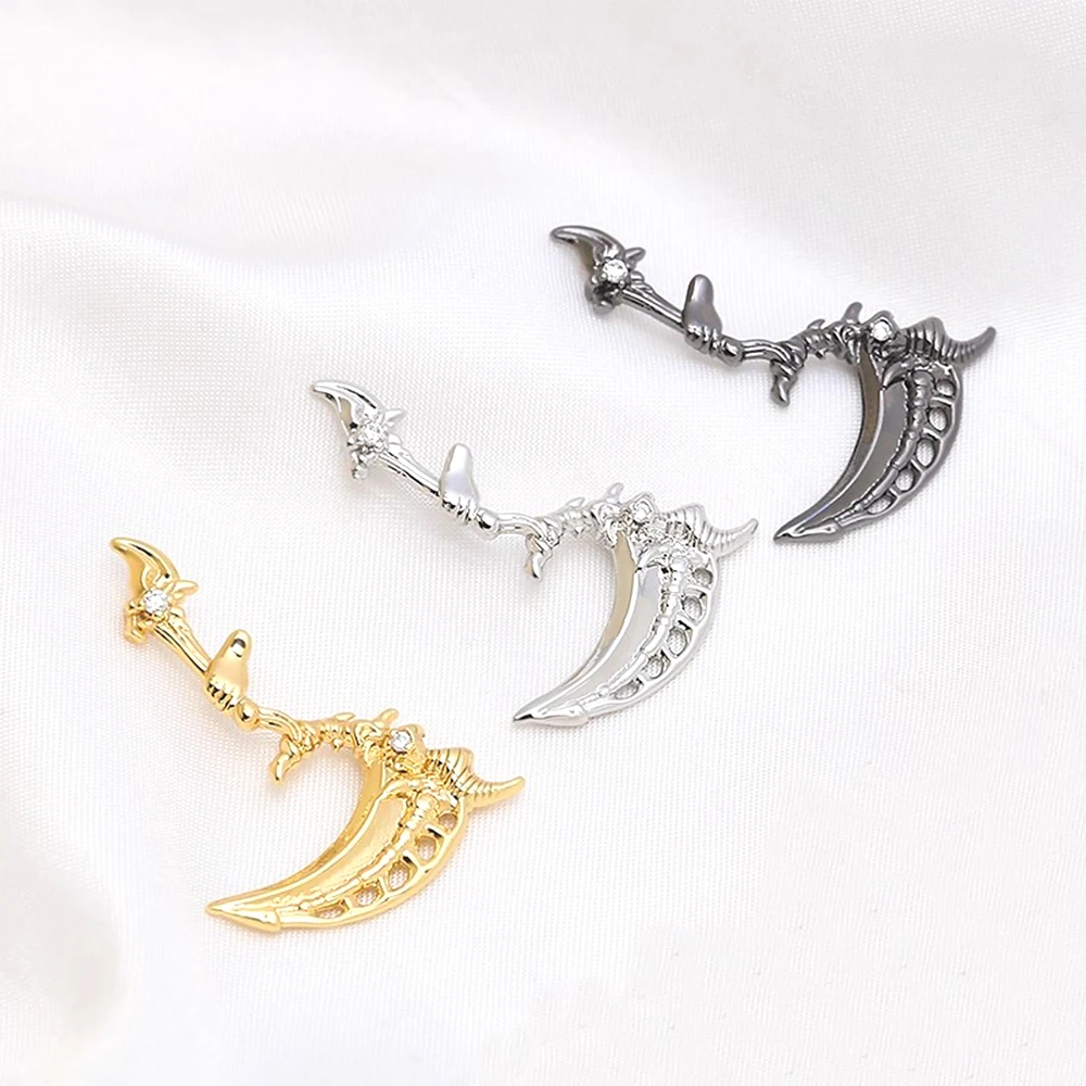 2 PCS Copper Plated with Genuine Gold Devil Sickle Accessories DIY Makes Fashionable Jewelry Baroque Doll Accessories Materials