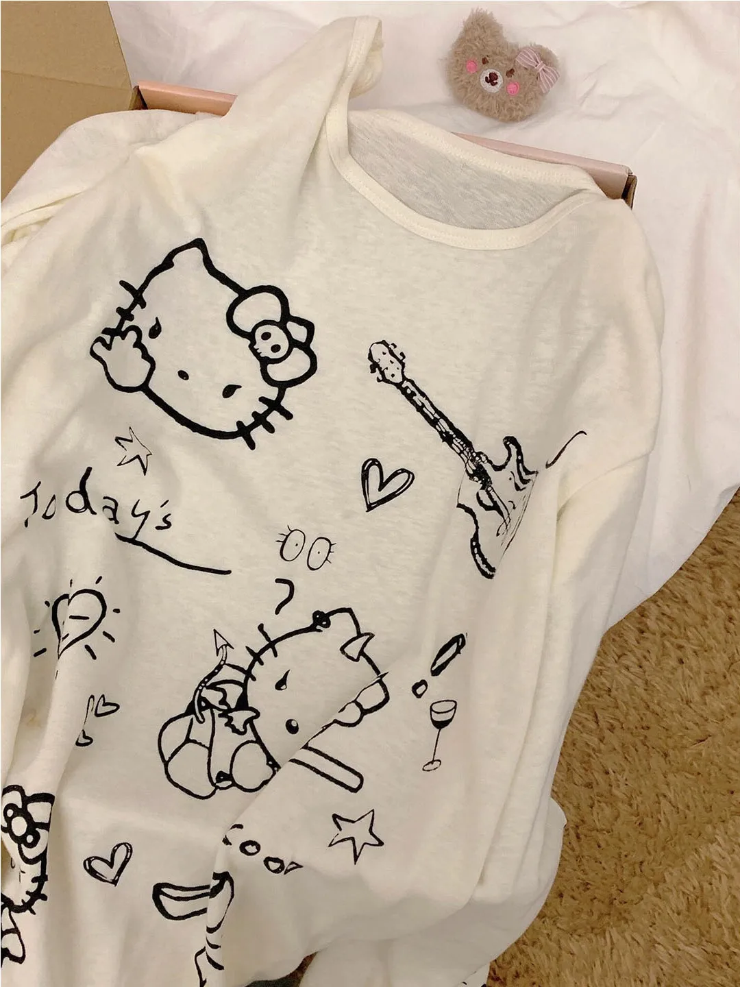 

Korean Sle Anti-Aging KT Loose Lazy Texture Long Sve T-irt Thin Casual Sun Protection Cover up Top for Students